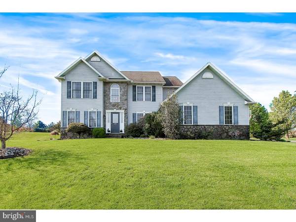 602 CHRIS DR, Lenhartsville, PA 19534