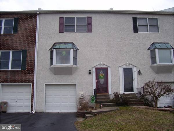 42 KINGSTON TER, Aston, PA 19014