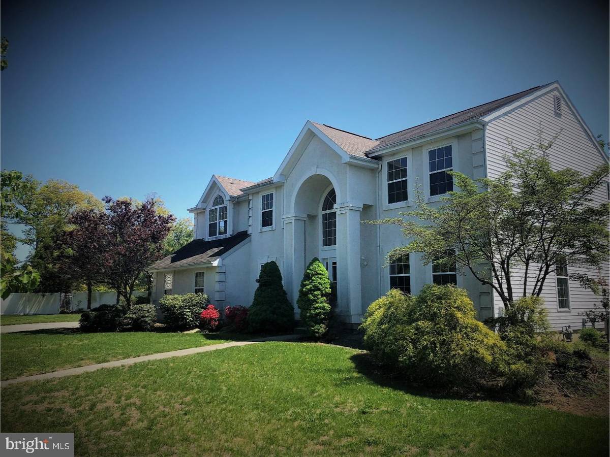 Sewell, NJ 08080,5 GARLET CT