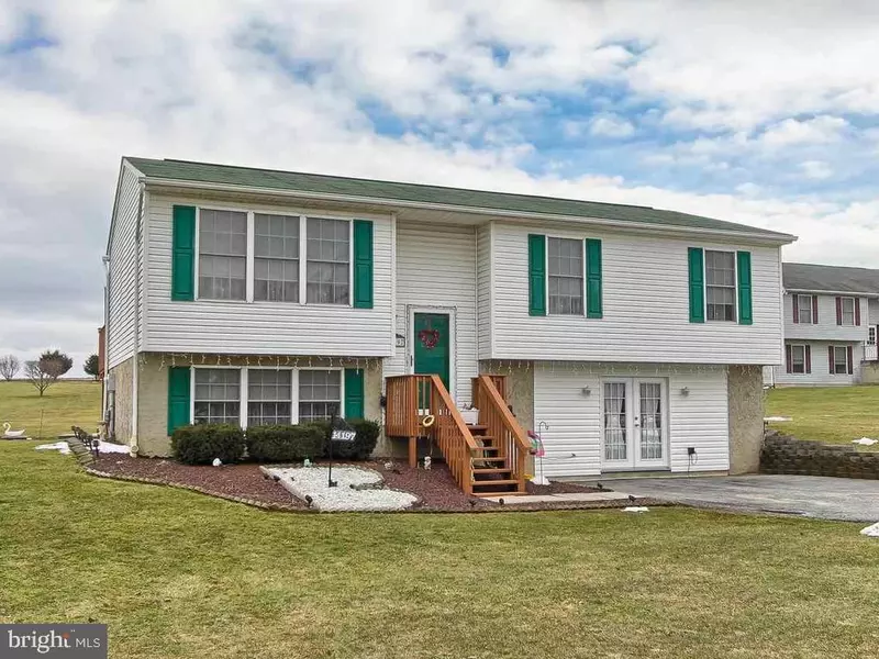 14197 CROSS ROADS AVE, Felton, PA 17322