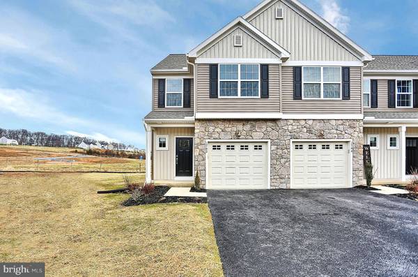 1742 FAIRBANK LN, Mechanicsburg, PA 17055