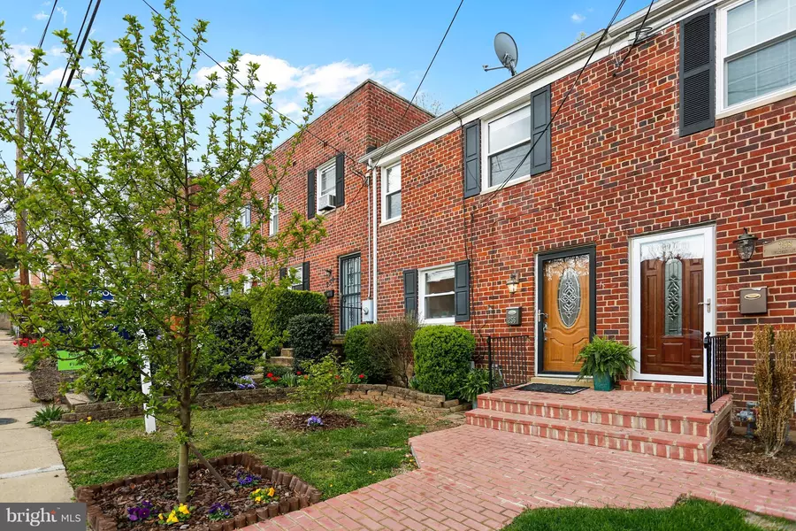 256 BURGESS AVE, Alexandria, VA 22305