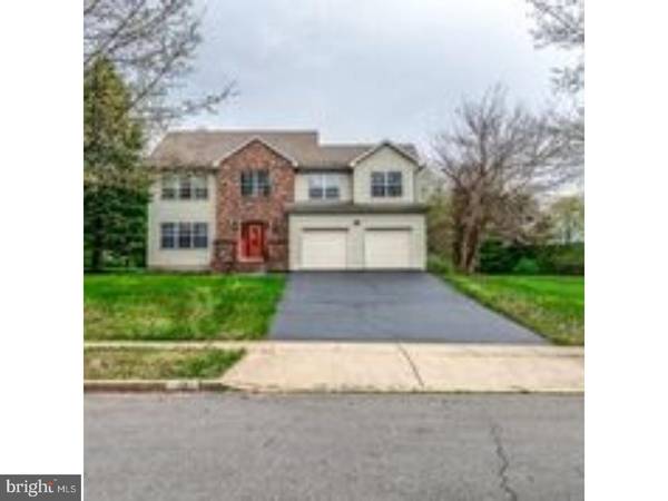 13 RONIT DR, Ewing, NJ 08628