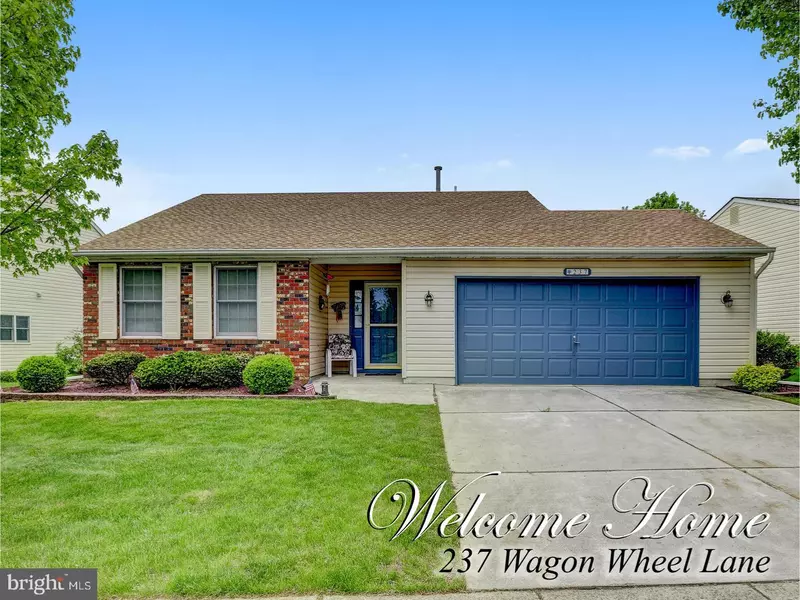 237 WAGON WHEEL LN, Columbus, NJ 08022