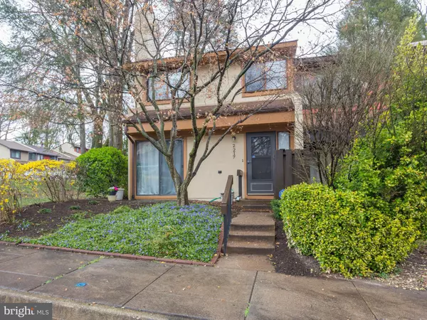 Reston, VA 20191,2217 COPPERSMITH SQ