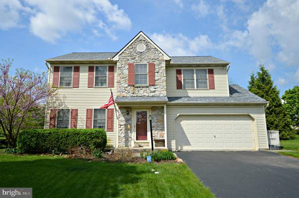 318 N NEW ST, Lititz, PA 17543