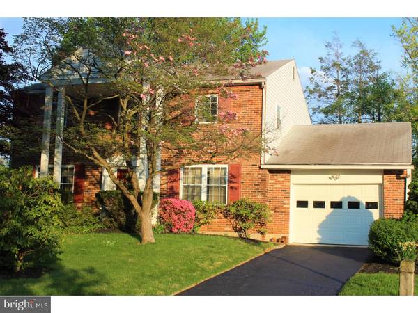 685 BARCLAY LN, Broomall, PA 19008