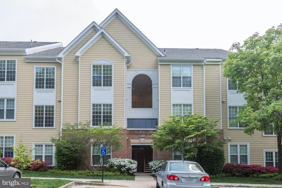 12903 ALTON SQ #201, Herndon, VA 20170