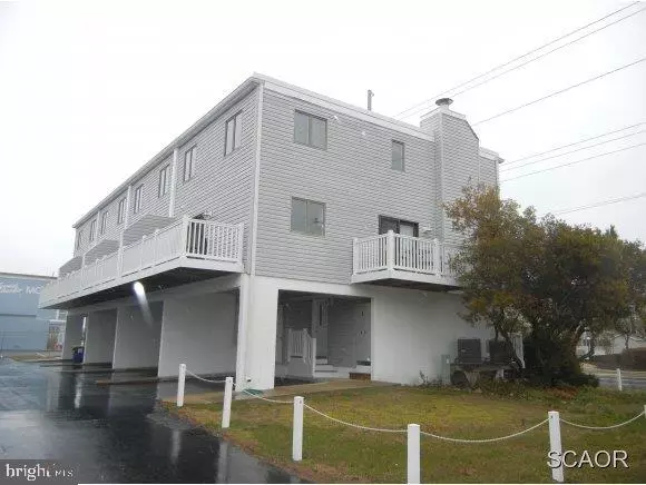 4 OYSTER BAY DR #4, Fenwick Island, DE 19944