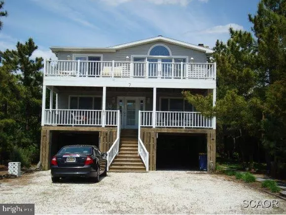 7 W BAYARD ST, Fenwick Island, DE 19944