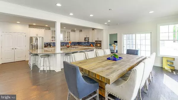 Dewey Beach, DE 19971,110 RODNEY AVE