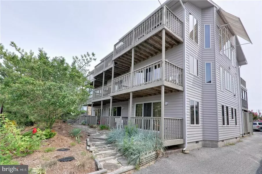 14B VAN DYKE AVE #B, Dewey Beach, DE 19971