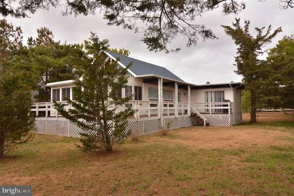 12 HOLLY RD, Rehoboth Beach, DE 19971