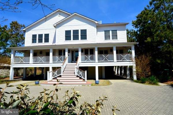 14 HOLLY RD, Rehoboth Beach, DE 19971