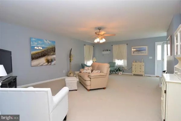 Lewes, DE 19958,32811 PEAR TREE CT