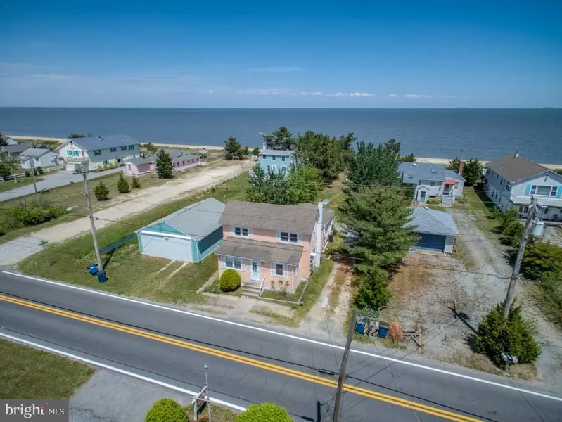 453 BAY AVE, Slaughter Beach, DE 19963