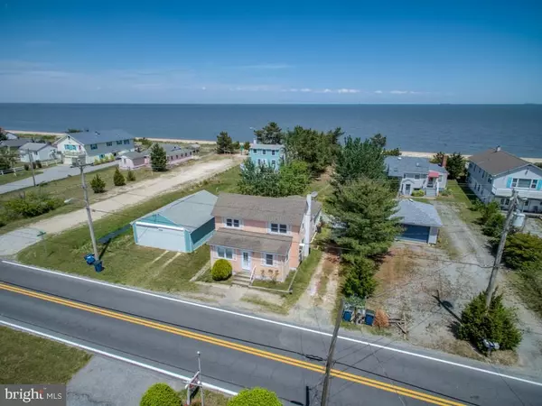 453 BAY AVE, Slaughter Beach, DE 19963