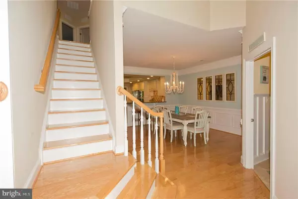 Ocean View, DE 19970,38903 CEDAR WAXWING LN