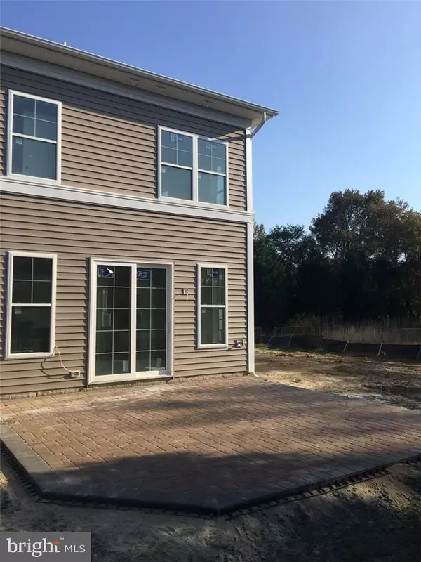 Ocean View, DE 19970,2 SMITHFIELD CT