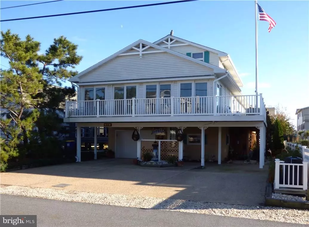 Fenwick Island, DE 19944,52 MADISON AVE