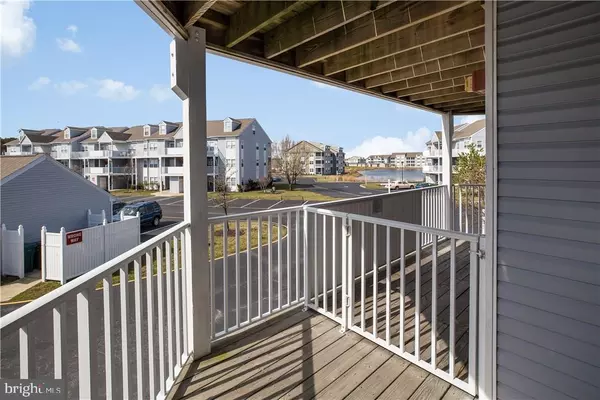 Ocean View, DE 19970,30384 CROWLEY DR #610