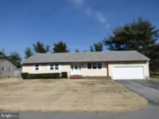 235 LEWIS DR, Laurel, DE 19956