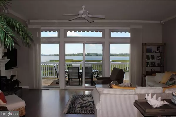 Fenwick Island, DE 19944,40004 WATERS EDGE RD #8