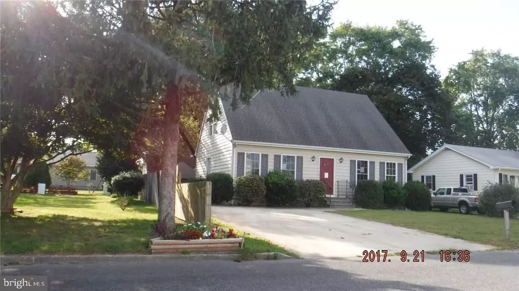 210 HICKORY LN, Seaford, DE 19973