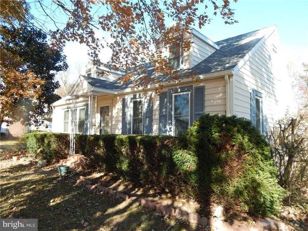 5 DELAWARE AVE, Milford, DE 19963