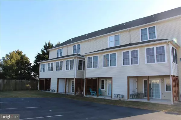 Rehoboth Beach, DE 19971,20331 LUCIANA LN #34