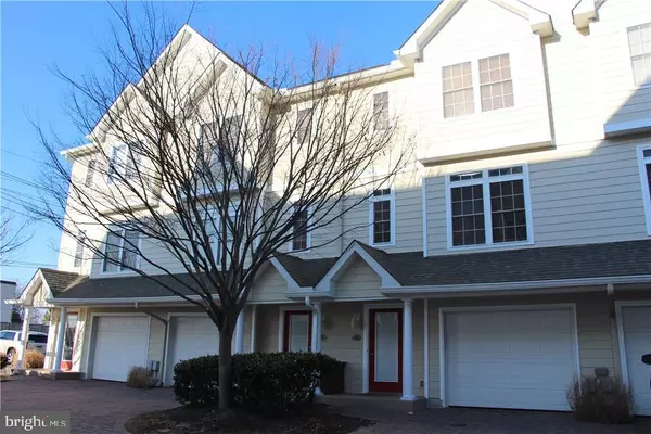 Rehoboth Beach, DE 19971,20331 LUCIANA LN #34