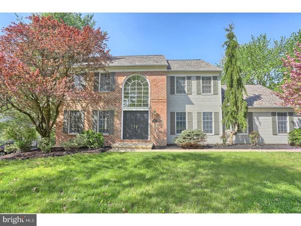 228 STURBRIDGE DR, Wyomissing, PA 19610