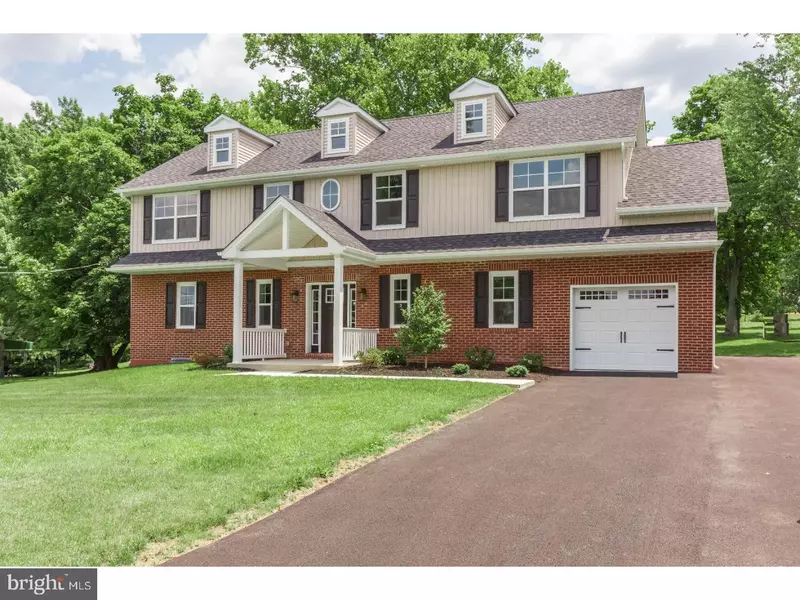 14 N GRANGE AVE, Collegeville, PA 19426