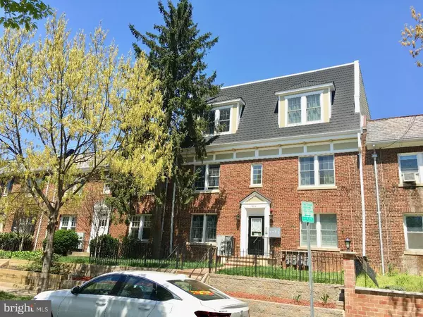 Washington, DC 20003,1818 C ST SE #3