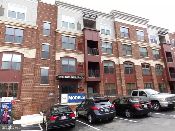 Fairfax, VA 22030,3985 NORTON PLACE #202