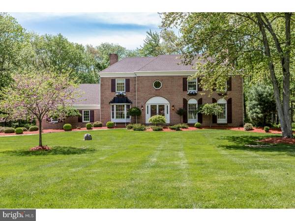 1 FAIRWAY DR, Hopewell, NJ 08525