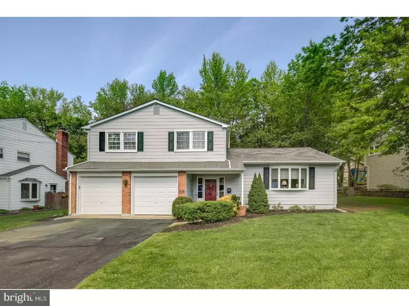 1029 HEARTWOOD DR, Cherry Hill, NJ 08003