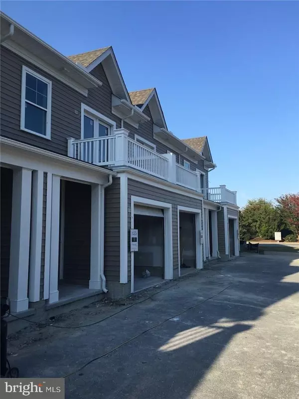 Ocean View, DE 19970,2 SMITHFIELD CT