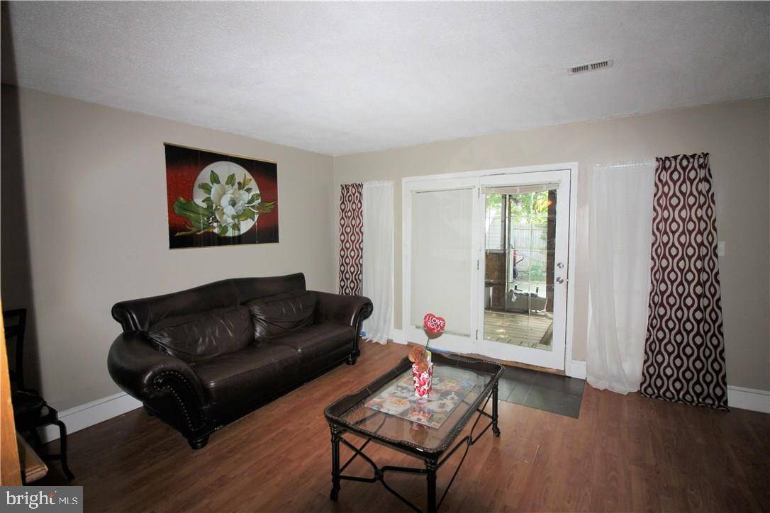 Dover, DE 19901,232 CHENAULT CT
