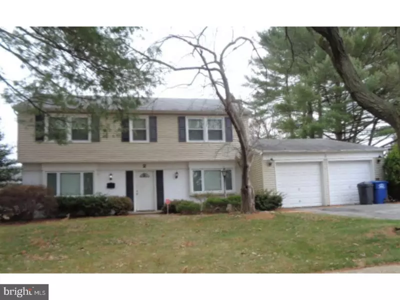 2 GENERAL LN, Willingboro, NJ 08046