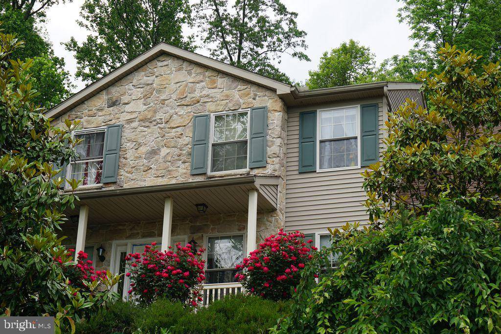 Gap, PA 17527,5495 DEER PATH LN