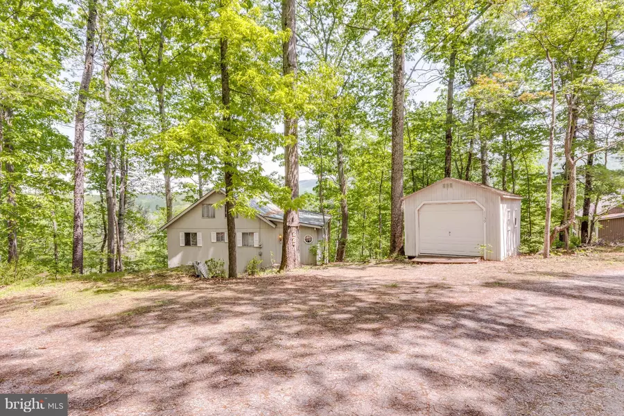 1139 BOY SCOUT RD, Hedgesville, WV 25427