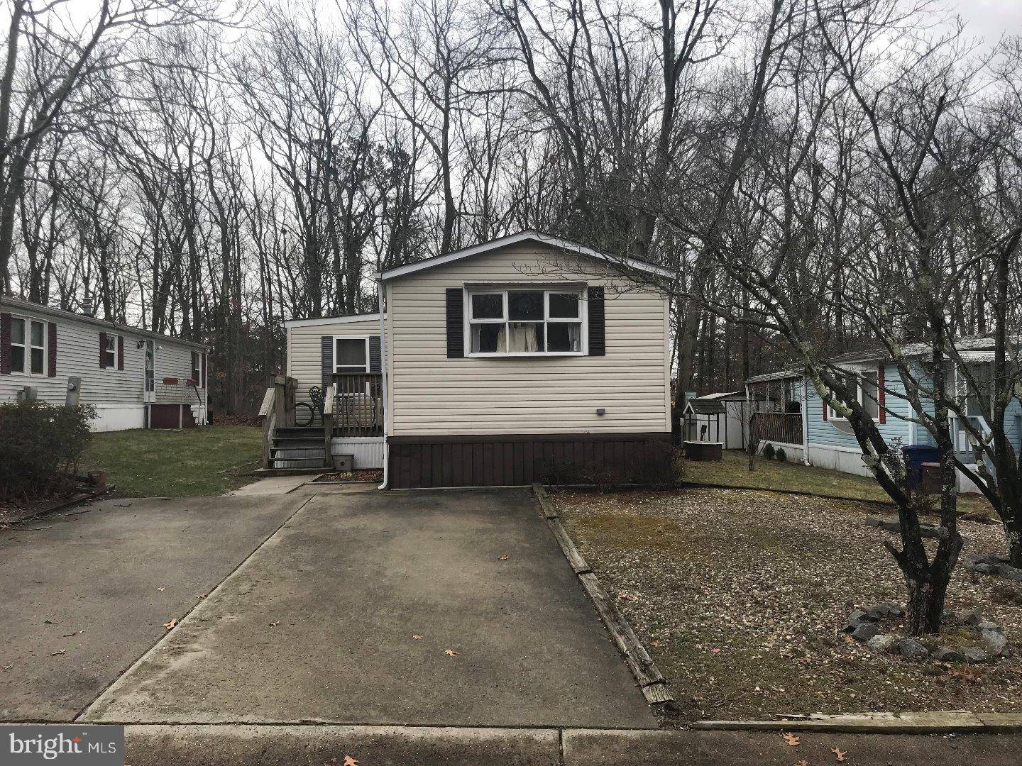 530 ROBERTS RD, Toms Riuver, NJ 08755