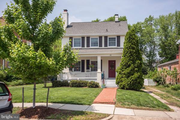 20 SUNSET DR, Alexandria, VA 22301