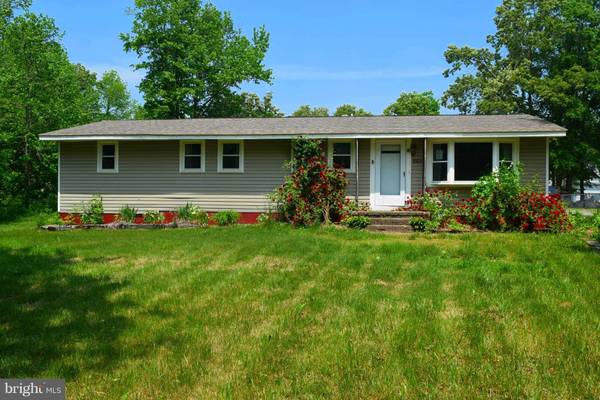 6185 LADYSMITH RD, Ruther Glen, VA 22546