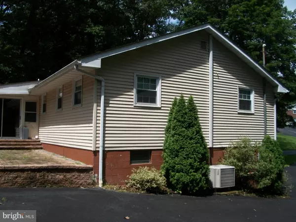 Cresaptown, MD 21502,15407 CAMELOT CT SW