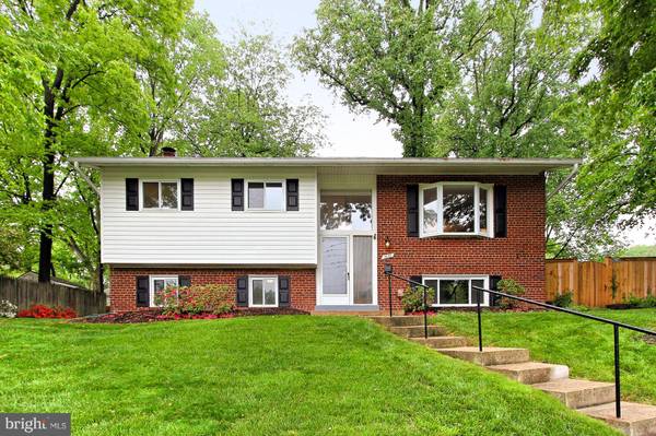 3438 SLADE RUN DR, Falls Church, VA 22042