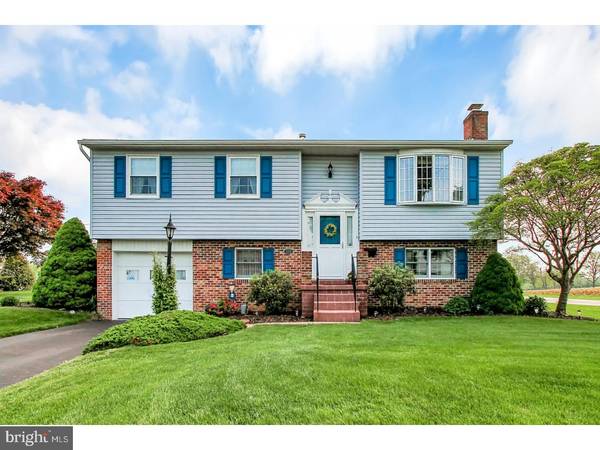 2154 MAYO DR, Reading, PA 19601