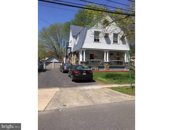 28 BEVERLY AVE, East Lansdowne, PA 19050