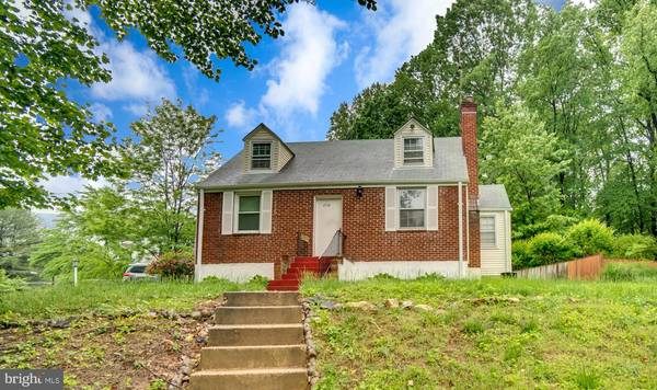 2938 WOODLAWN AVE, Falls Church, VA 22042